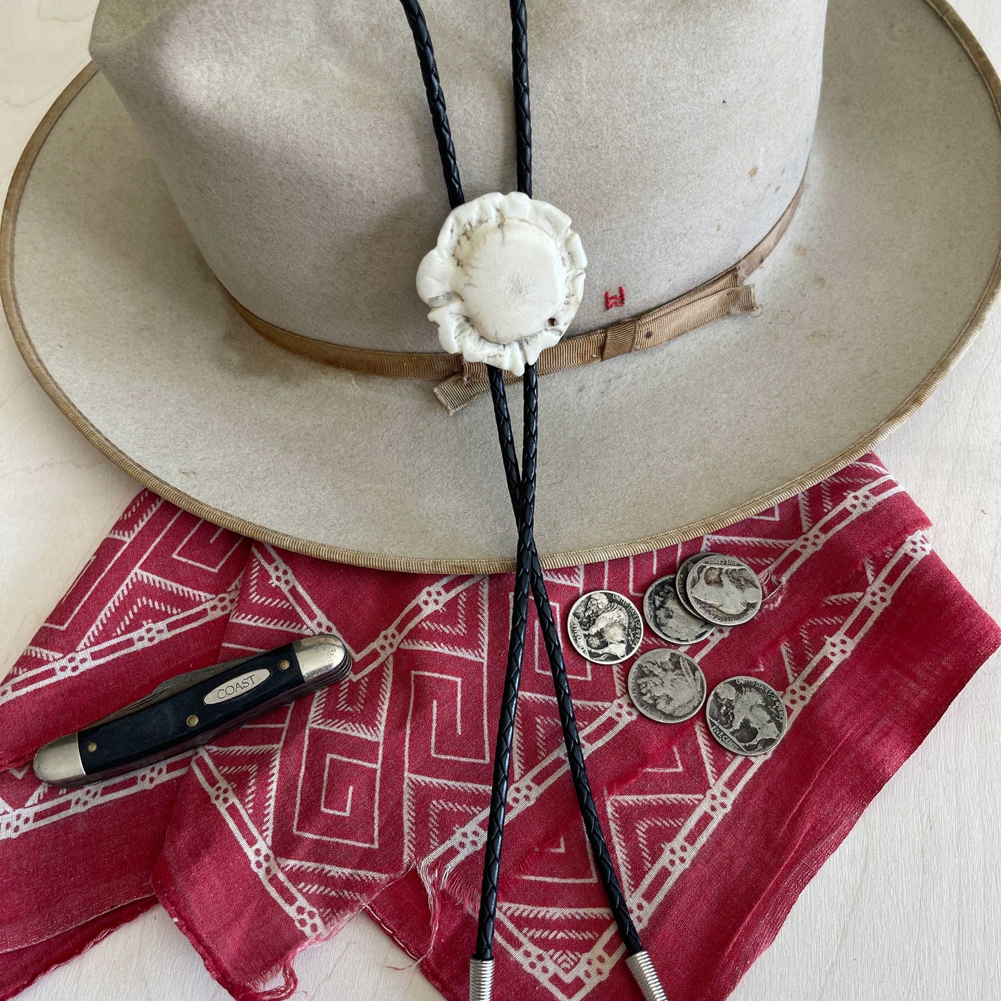 Bolo Tie - Deer Antler Rosette