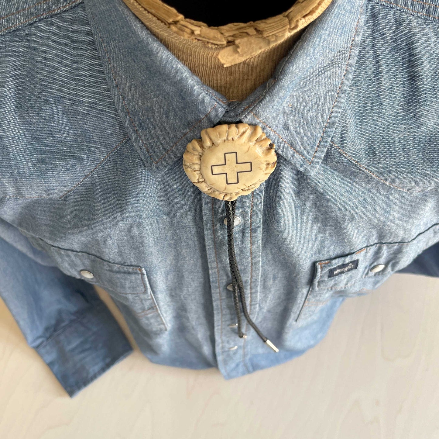 Bolo Tie - Deer Antler Rosette - Custom Laser Etched