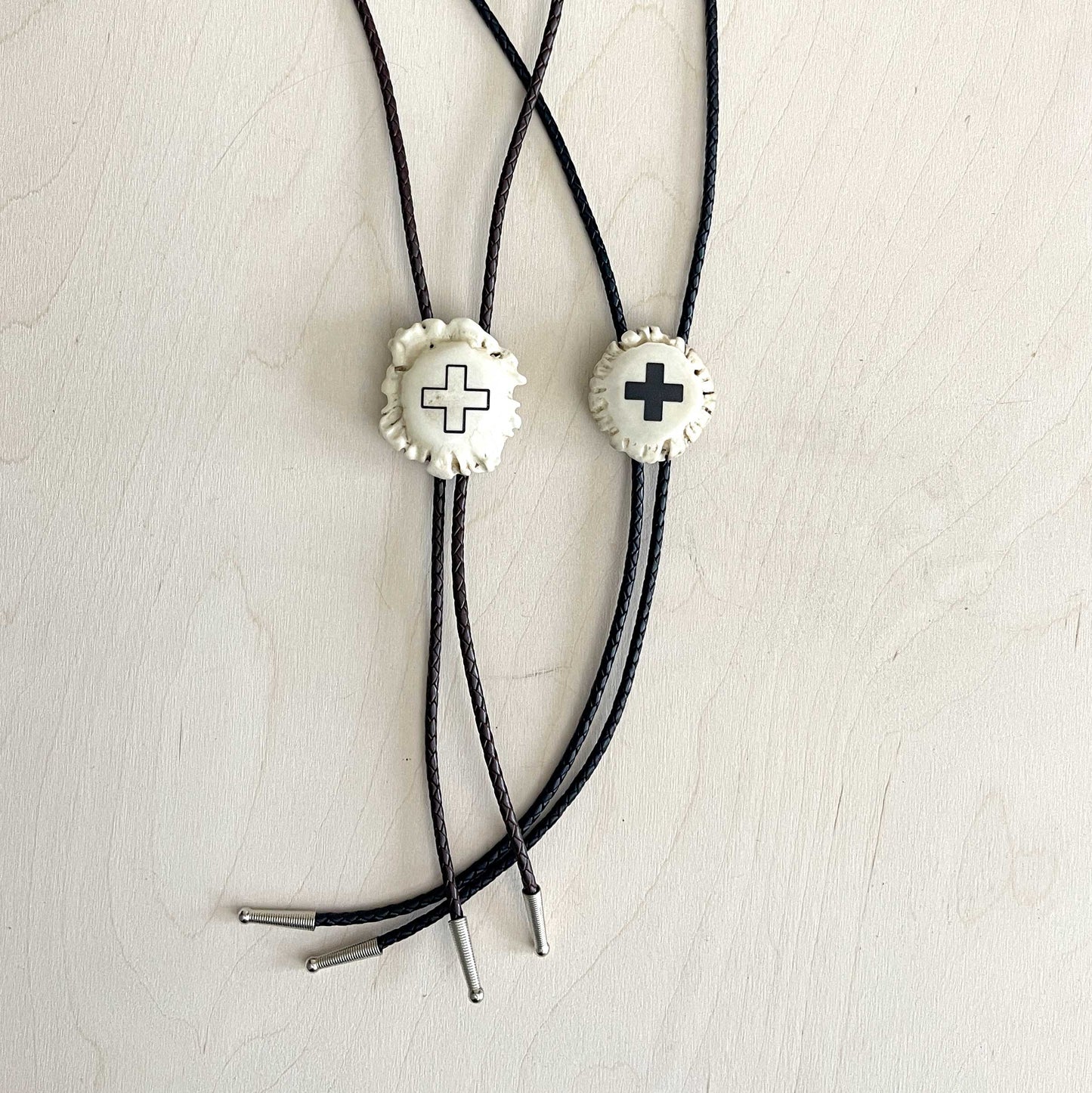 Bolo Tie - Deer Antler Rosette - Custom Laser Etched