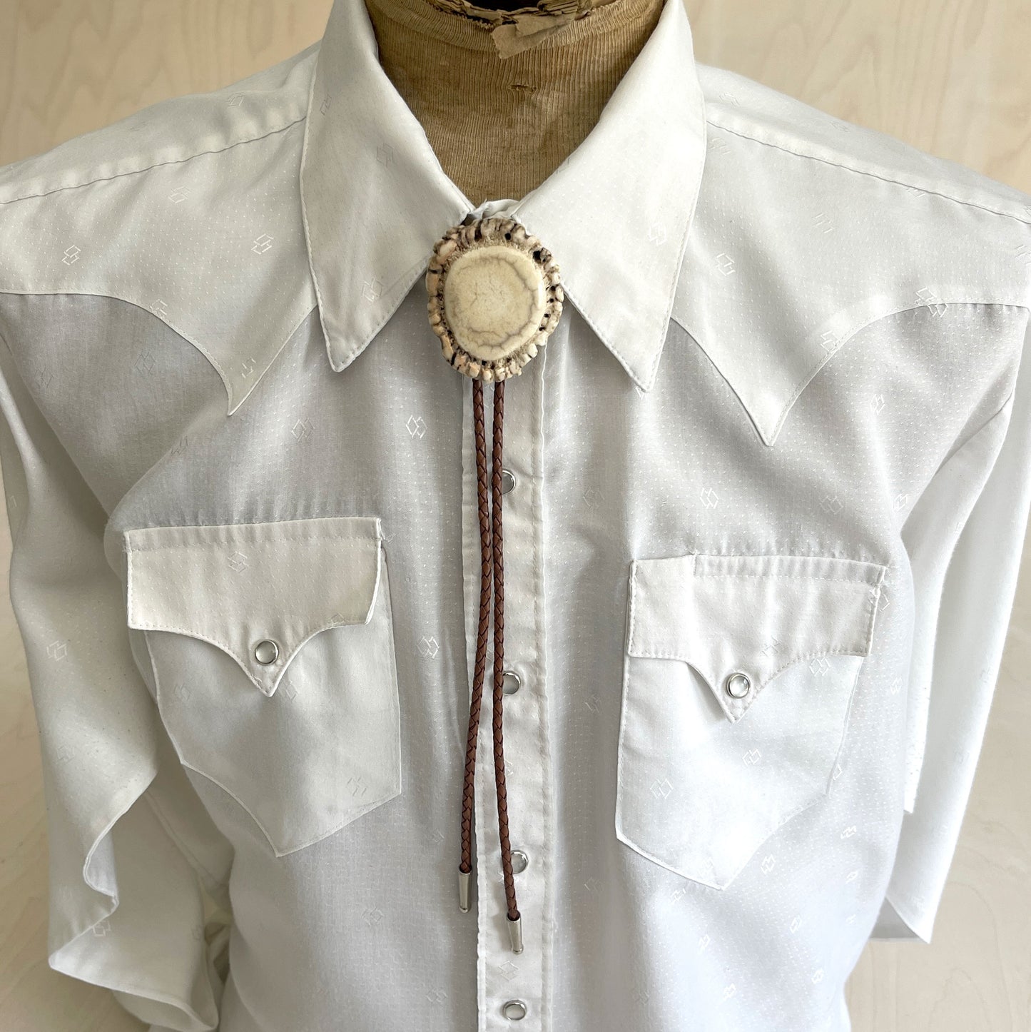 Bolo Tie - Elk Antler Rosette