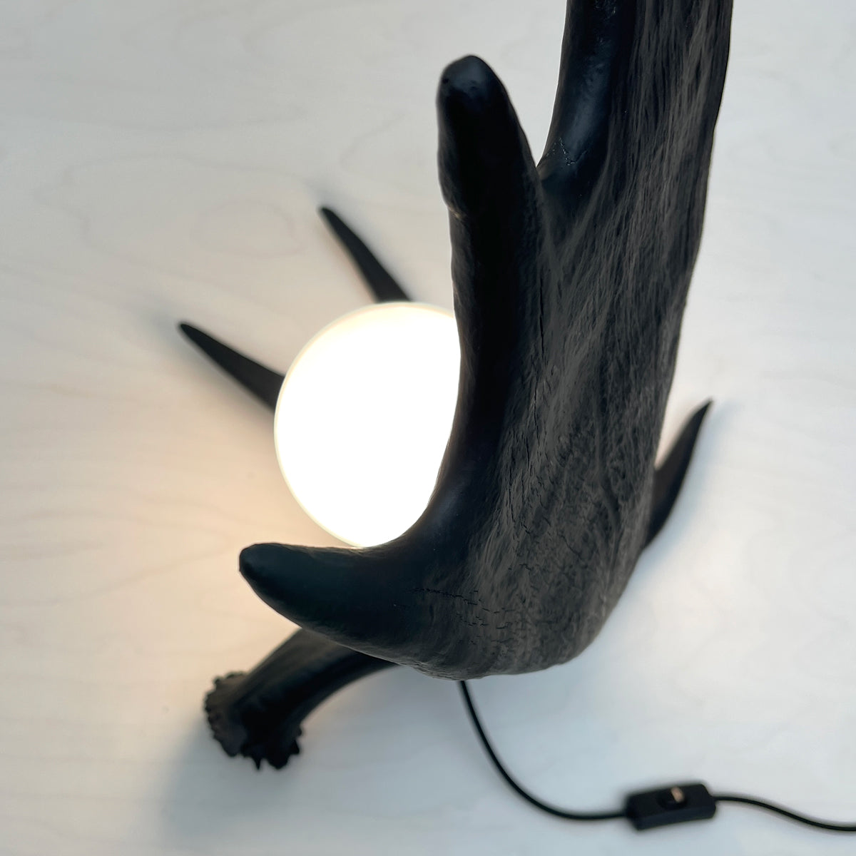 Moose Antler Lamp - Black
